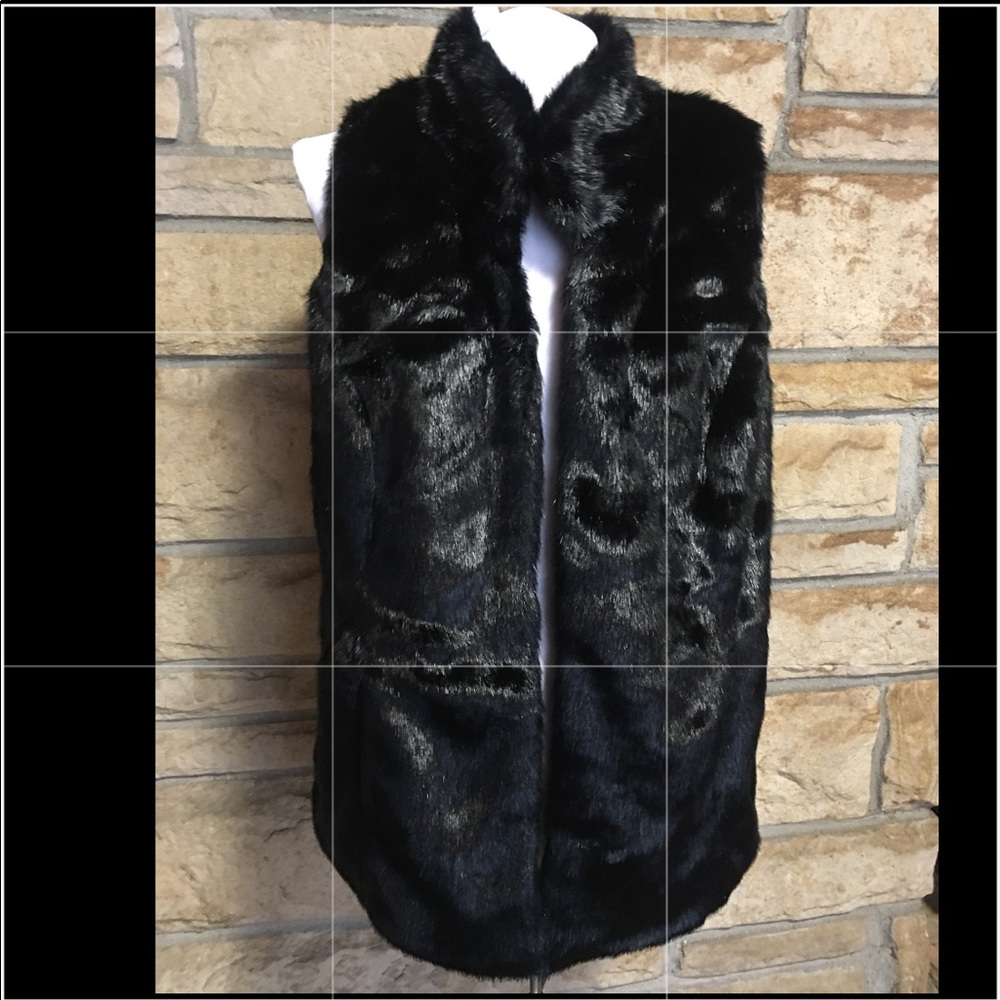 Luxe faux fur vest